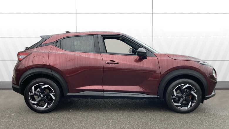 Nissan Juke 1.0 DiG-T 114 N-Connecta 5dr DCT Petrol Hatchback